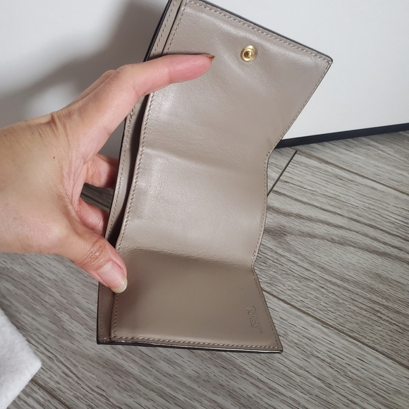 Fendi Small Wallet - Picture 6 of 12